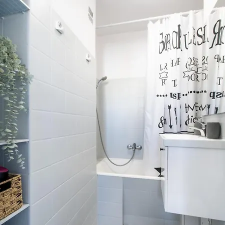 Super Central, Amazing View! 55